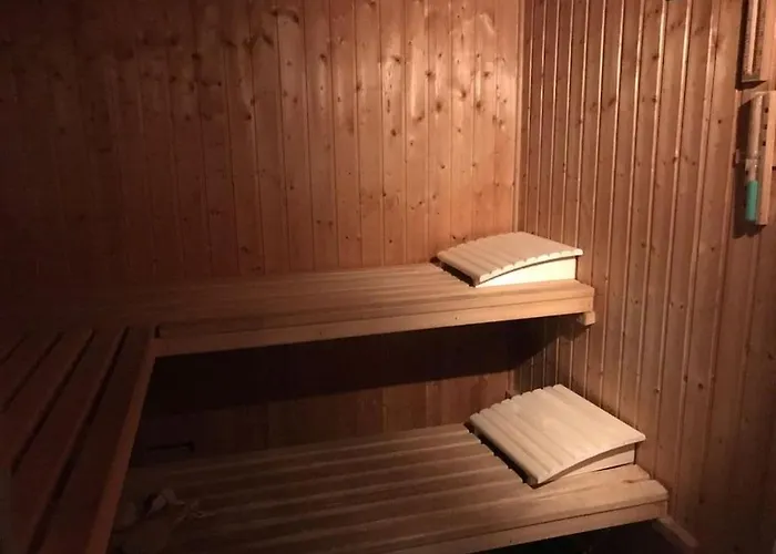 With 2 Bedrooms * Morschen